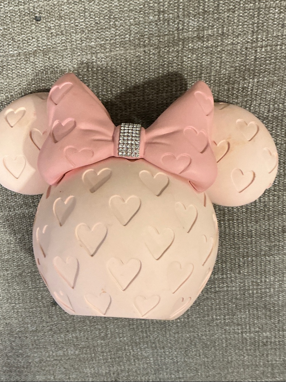 Used Disney makeup/ accessory tumblerholder Embossed Minnie Ear Decor with Bow.